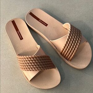 Ipanema Tan Geometric Sandals